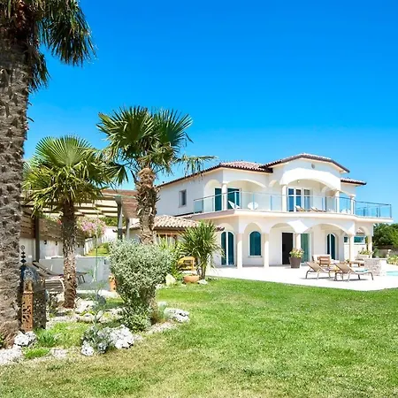Сasa de vacaciones Luxury Sea View *